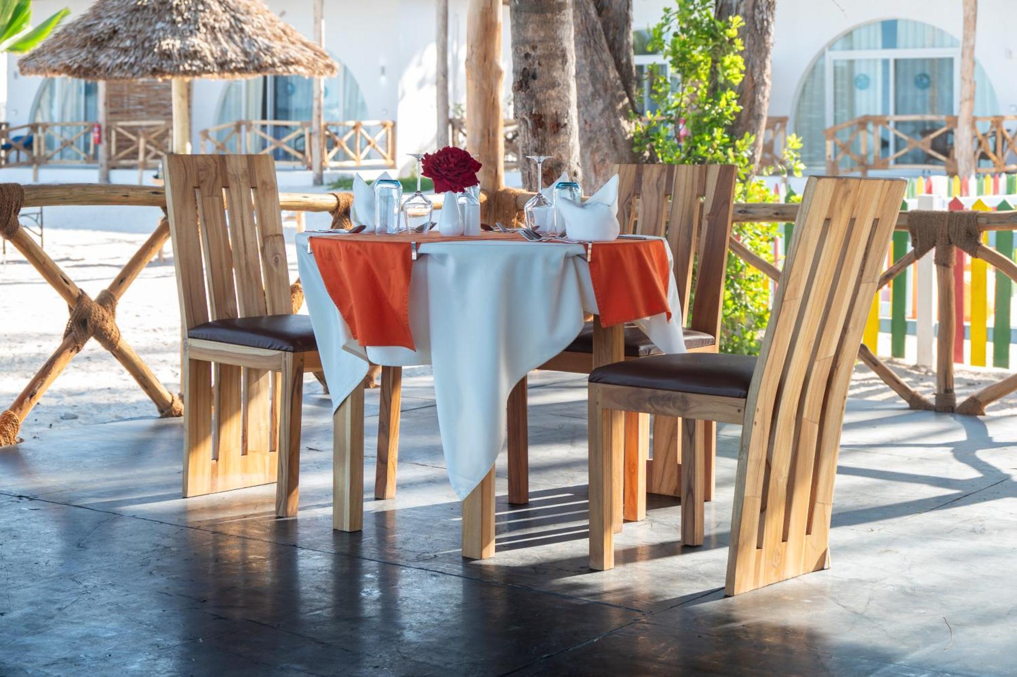 Royal Mandarin Hotel & Resort Pwani Mchangani Luaran gambar