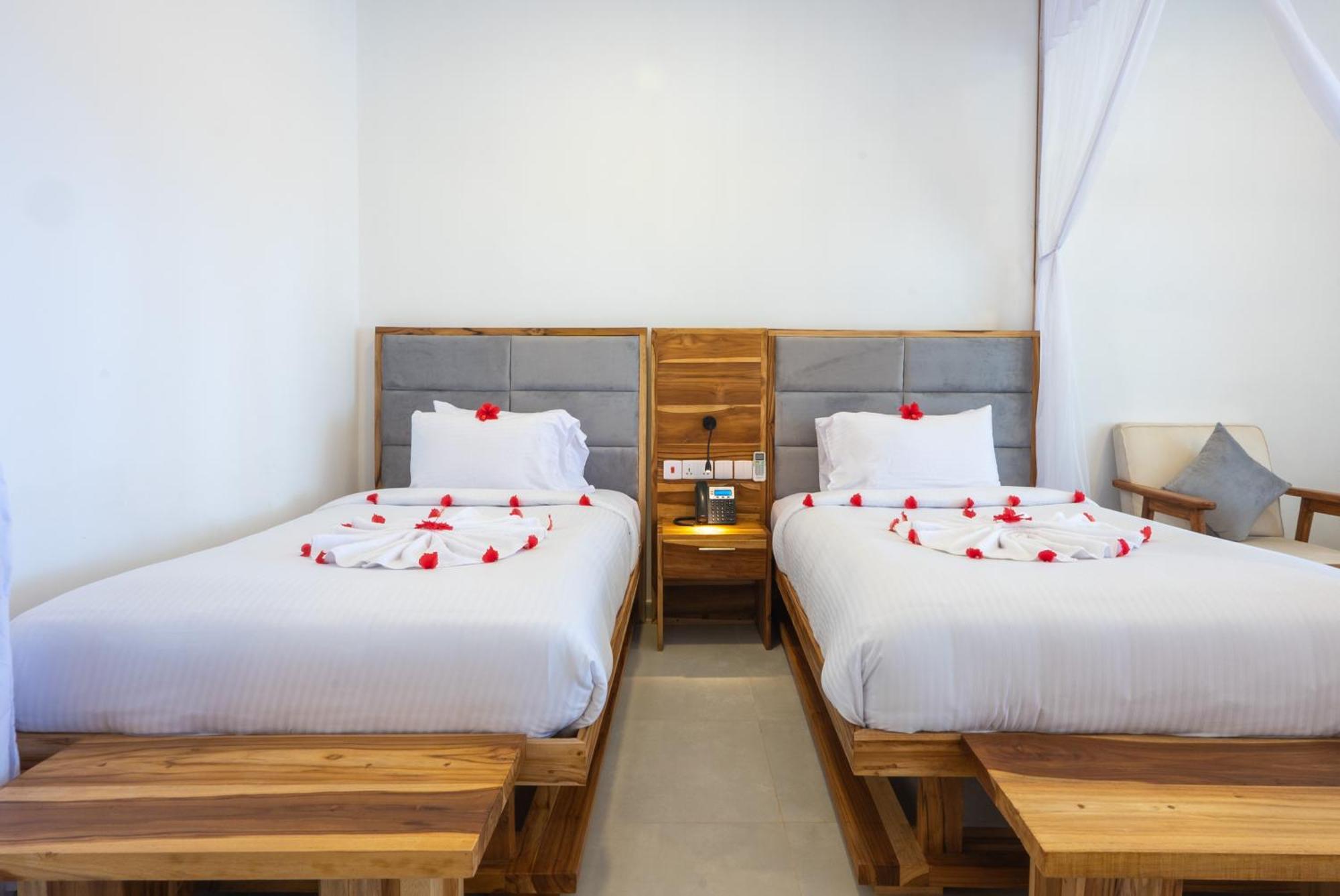 Royal Mandarin Hotel & Resort Pwani Mchangani Luaran gambar